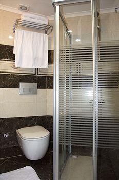 Готель Ayhan 3*
